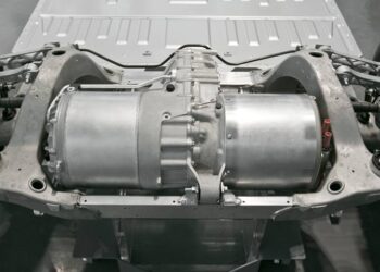 Los coches eléctricos se venden hasta un 50% más caros que los tradicionales