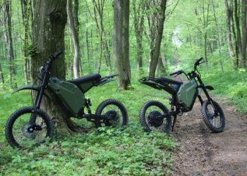 Las motos eléctricas en combate que Ucrania usa contra Rusia