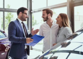 Guía completa para comprar un coche eléctrico: Todas las ayudas disponibles