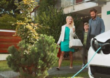 Coches eléctricos para familias numerosas 2023