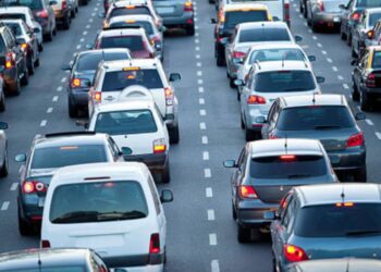 El precio de los coches eléctricos y de combustión se equipararán en 2026