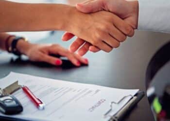 Estos son todos los impuestos que te ahorras con un coche eléctrico