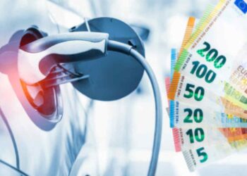 La OCU lo tiene claro: sale más barato el coche eléctrico que el diésel o gasolina