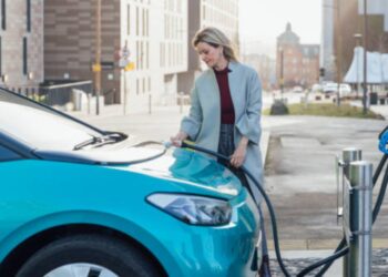 Esto es lo que cuestan las recargas de un coche eléctrico en las estaciones de uso público