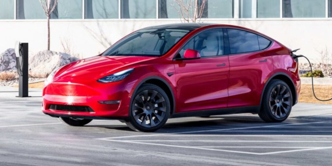 Tesla trabaja en el modelo low cost de coche eléctrico que costará 24.000 euros