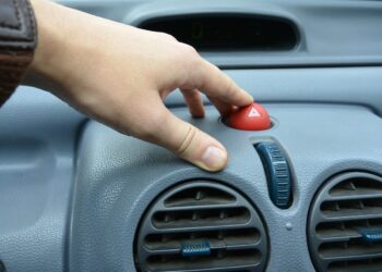 Vuelve convertido en coche eléctrico uno de los vehículos míticos de los 90