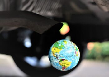 En Francia puedes tener un coche eléctrico al mes por lo que te cuesta un depósito de gasolina