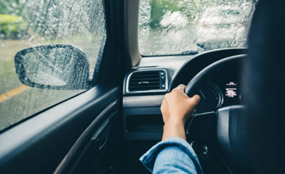 Meteorología adversa y conducción eficiente: aprendizajes del estudio “Cuidado, mal tiempo” 1 Meteorología adversa y conducción eficiente aprendizajes del estudio “Cuidado, mal tiempo